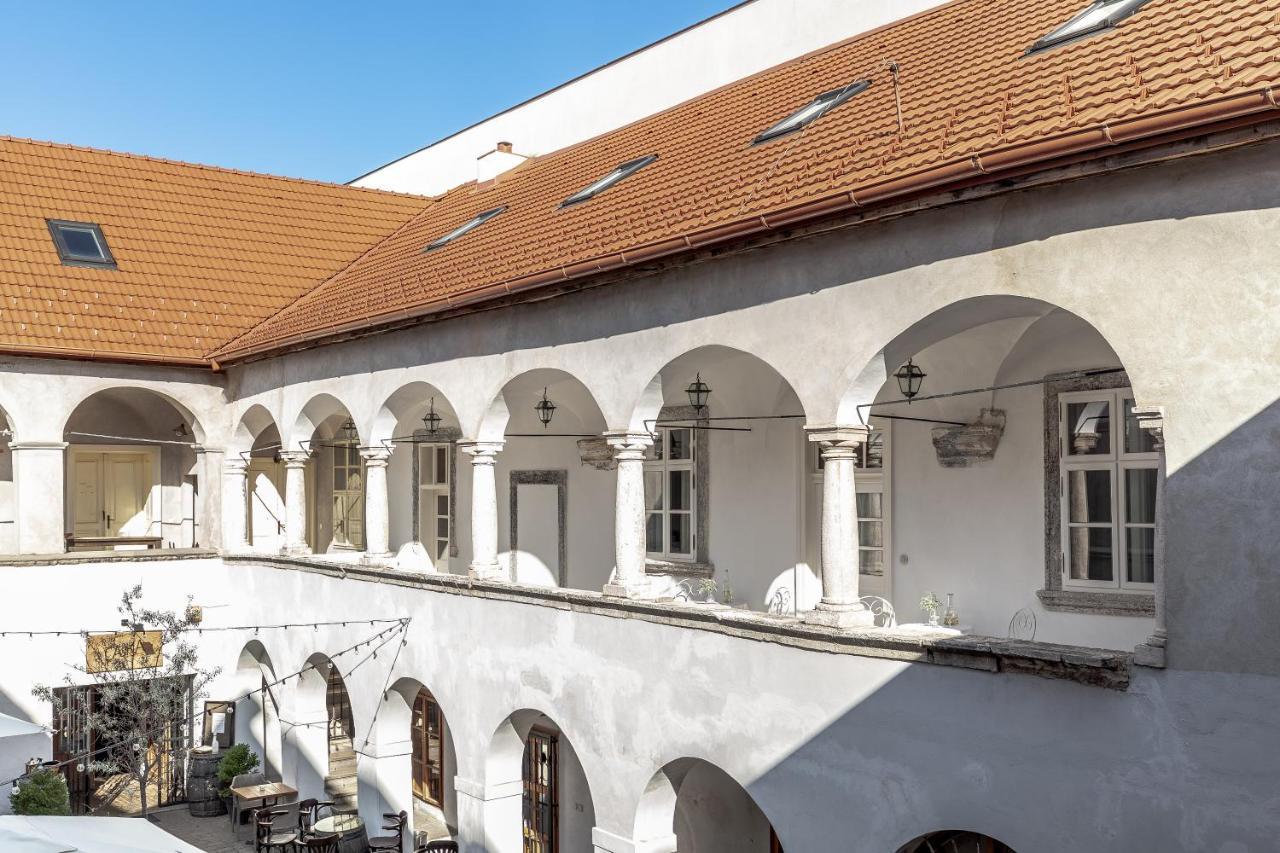 Apartments 1620Yr Trnava Eksteriør billede
